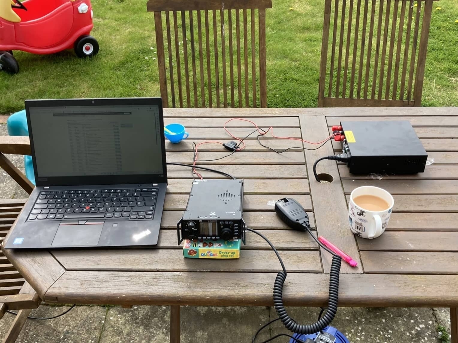 Radio Alfresco Radio setup outside